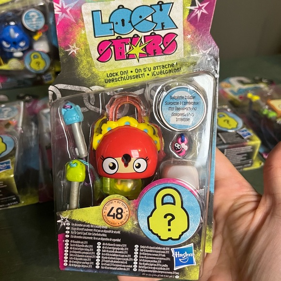 BIG LOT OF 17 LOCK STARS TOY - Picture 9 of 16